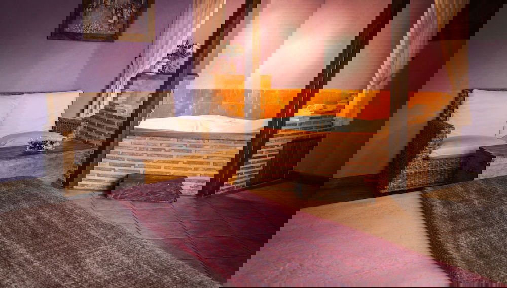 Primary image