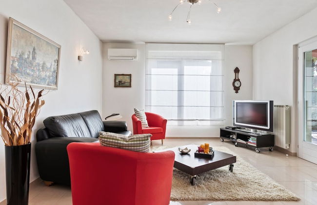 Sunny Villa With Terrace - Foto 16