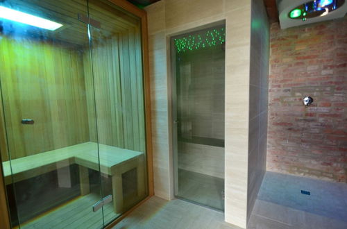 Photo 9 - Nice Farmhouse in Montecatini Terme with Sauna & Hot Tub