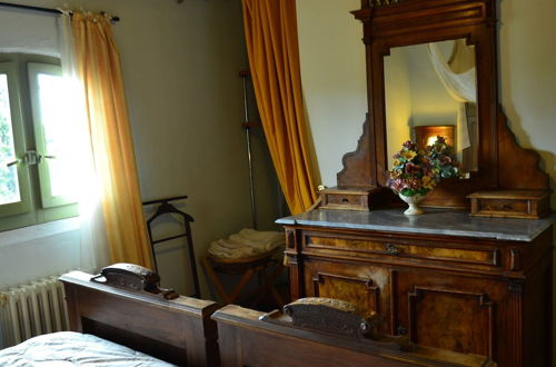 Foto 4 - Amazing Farmhouse in Montecatini Terme with Hot Tub