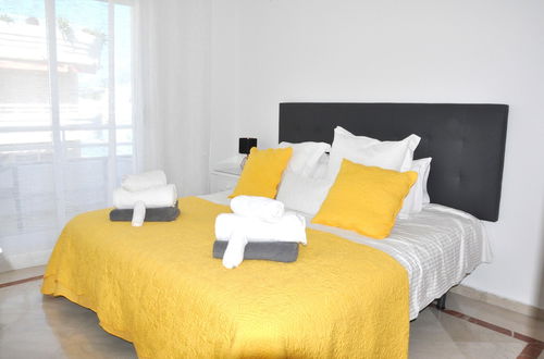 Photo 2 - Luxury Apartment Avenida del Mar