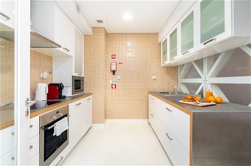 Photo 15 - Luxury Chiado Prime Apartment