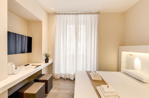 Photo 11 - Ecce Roma Suites