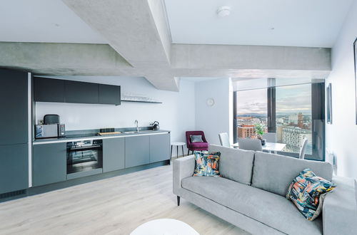 Photo 49 - Hilltop Serviced Apartments- Deansgate