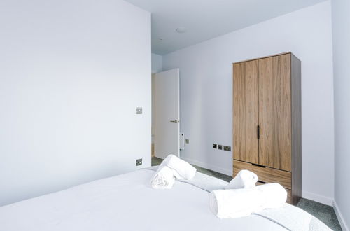 Photo 6 - Hilltop Serviced Apartments- Deansgate