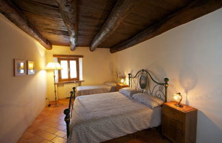 Foto 2 - Wonderful private villa for 10 people with private pool, WIFI, TV, terrace, pets allowed and par...