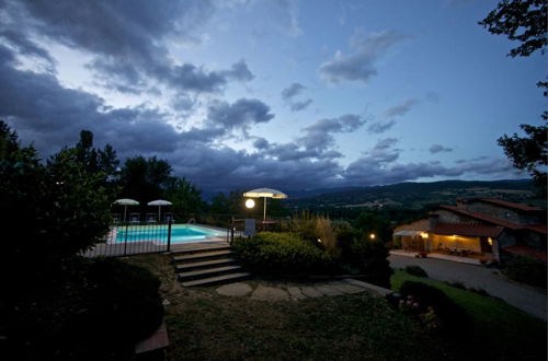 Foto 27 - Wonderful private villa for 10 people with private pool, WIFI, TV, terrace, pets allowed and par...