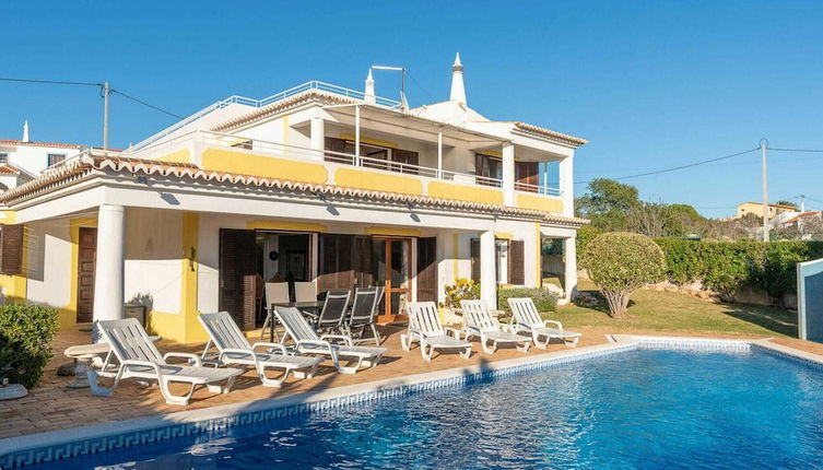 Photo 1 - Cozy Villa in Albufeira With Swimming Pool