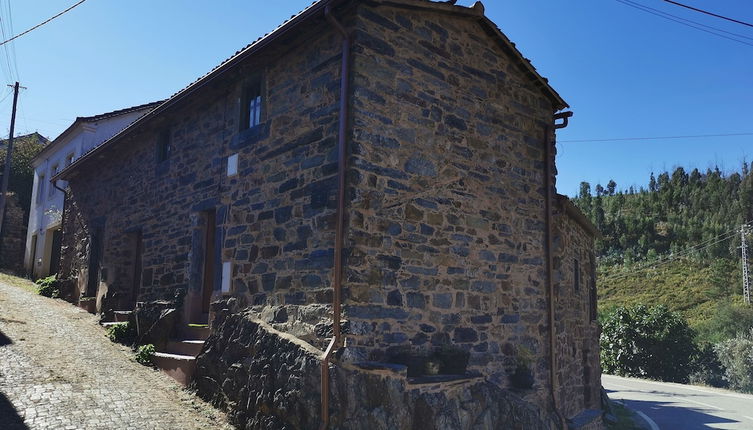 Foto 1 - 400 Year old 3-bedroom Farmhouse Central Portugal