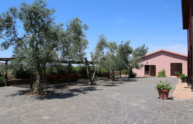 Enticing Farmhouse in Montalto di Castro near Sea - Foto 35