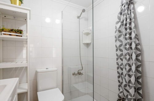 Photo 17 - Portuguese Design 1 Bedroom Apartment in the Heart of Lisbon