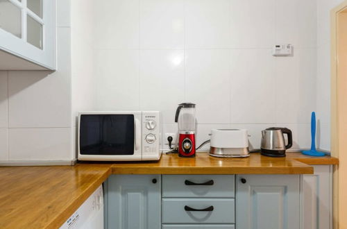 Photo 9 - Portuguese Design 1 Bedroom Apartment in the Heart of Lisbon