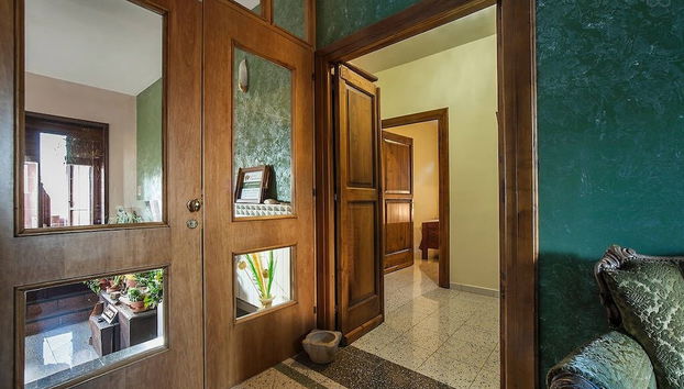 Entrada (vista interior)