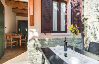 Foto 2 - Agriturismo in the Appenines with Covered Swimming Pool & Hot Tub