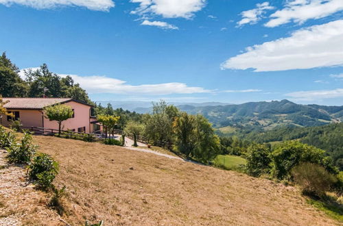 Photo 37 - Agriturismo in the Appenines with Covered Swimming Pool & Hot Tub