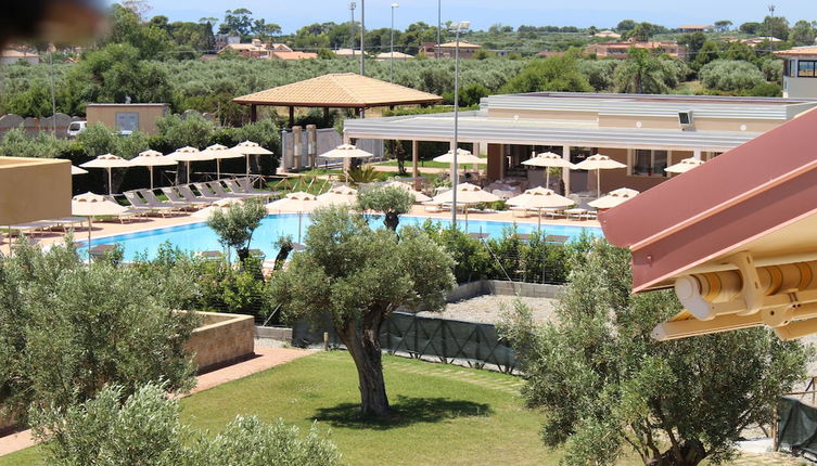 Photo 1 - Poseidon Swim & Restaurant Aparthotel