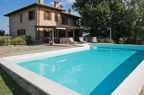 Photo 17 - Magnificent old Country House With Garden and Private Pool, With Wifi