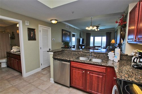 Photo 14 - Crystal Tower 1205 by Youngs Suncoast