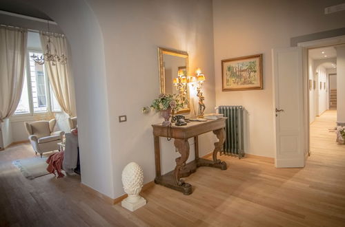 Foto 45 - Breathtaking 4BD Apt 5min Walk to Duomo