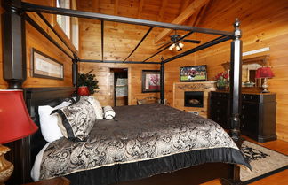 Photo 3 - Blessed Nest - Four Bedroom Cabin