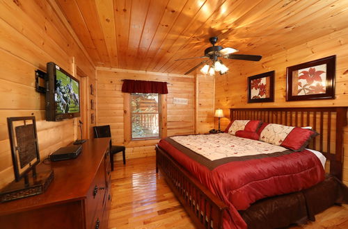 Photo 5 - Blessed Nest - Four Bedroom Cabin