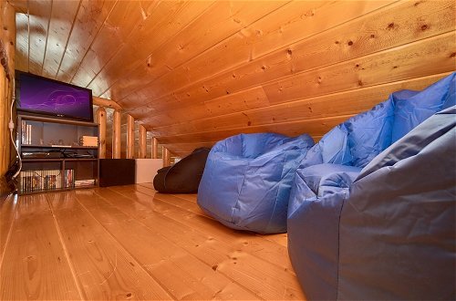 Photo 8 - I Can Only Imagine - One Bedroom Cabin