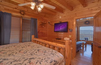 Photo 2 - I Can Only Imagine - One Bedroom Cabin