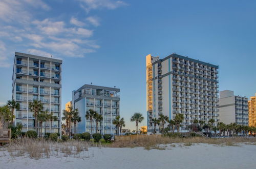 Photo 1 - Spectacular Oceanfront Condo by Hosteeva