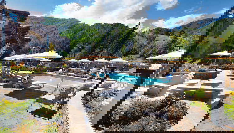 Photo 1 - Manor Vail Lodge