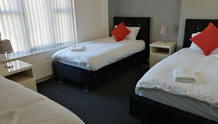 Photo 1 - Fun 4-bed Apartment in Birmingham Central