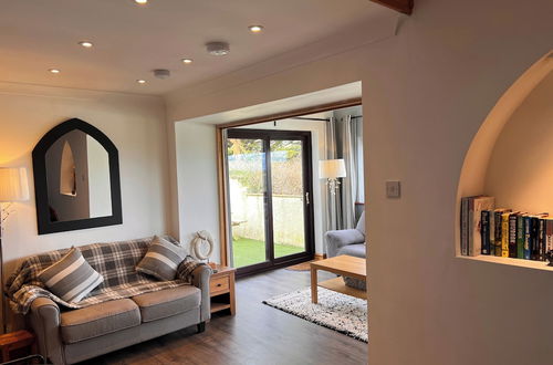 Photo 18 - 3 Bed Detached Cottage- Log Burner, Mountain Views