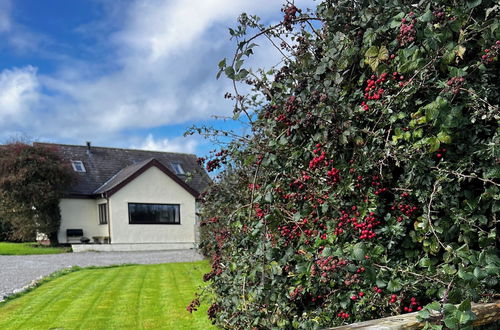 Photo 38 - 3 Bed Detached Cottage- Log Burner, Mountain Views