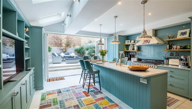 Photo 1 - Immaculate Designer Home in Wandsworth