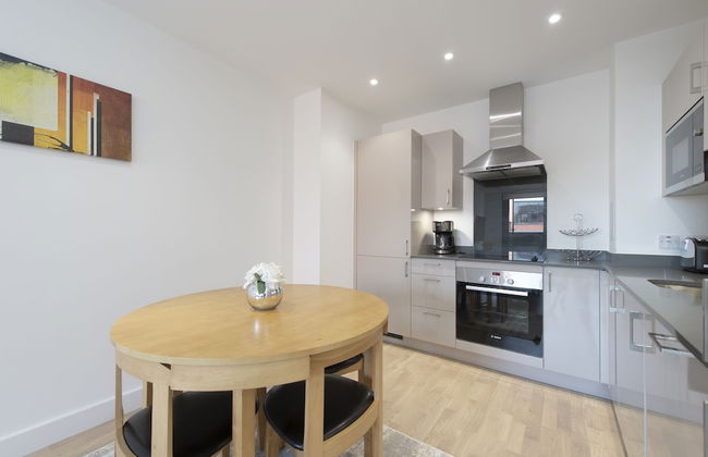 Fortified Apartment - Foto 13