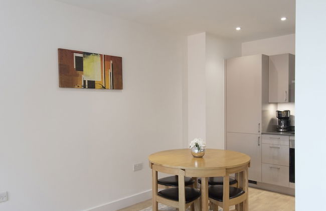Fortified Apartment - Foto 10