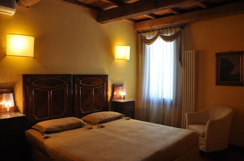 Photo 10 - Piazza Nova Guest House