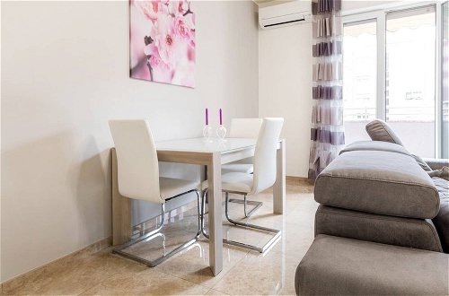Photo 16 - Altido Milano Fiera Cozy & Elegant Apartment