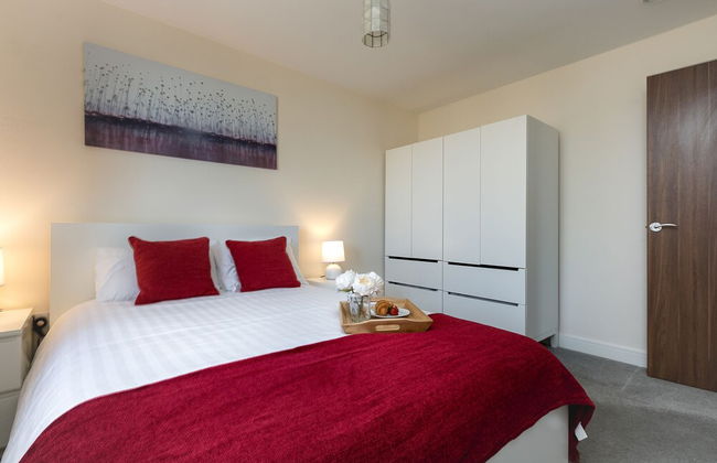 KVM - Quayside House - Photo 4