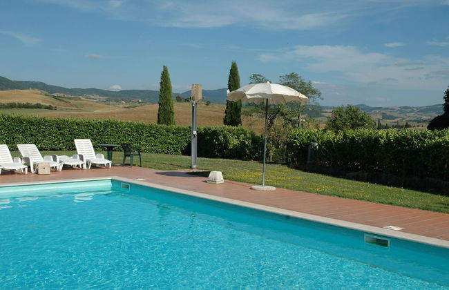 Authentic Pool House - Foto 17