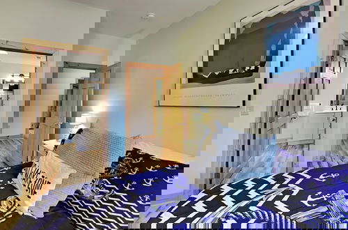 Photo 34 - Waves, Waffles & Wifi
