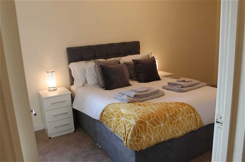 Foto 4 - Remarkable 2-bed Apartment in Reading
