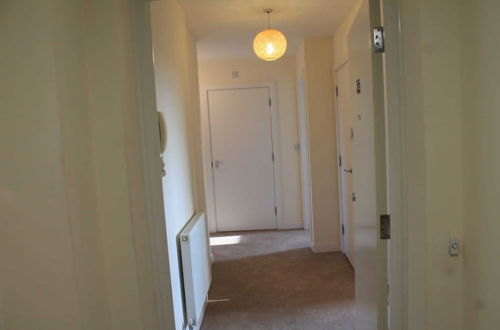 Photo 9 - Remarkable 2-bed Apartment in Reading