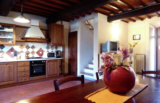 Holiday Home in Montecarelli With Pool - Foto 15