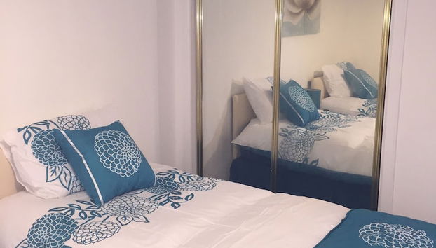 Haymarket Apartment - Photo 3, Room