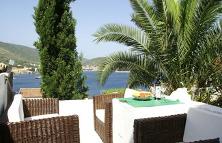 Photo 1 - Rustic Apartment in Vis With Terrace