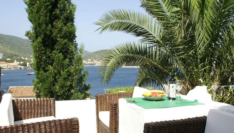 Photo 1 - Rustic Apartment in Vis With Terrace