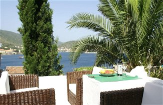 Foto 1 - Rustic Apartment in Vis With Terrace