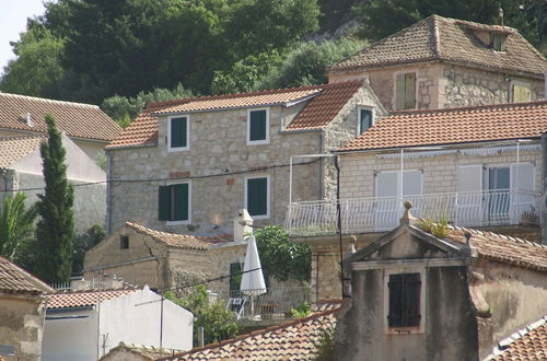 Foto 25 - Rustic Apartment in Vis With Terrace