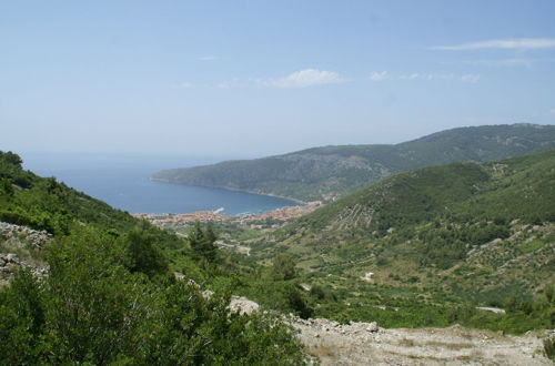 Photo 31 - Rustic Apartment in Vis With Terrace