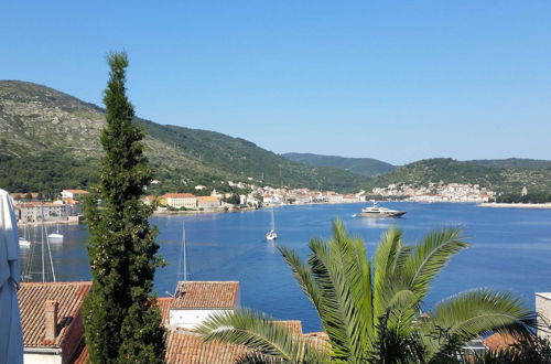 Photo 27 - Rustic Apartment in Vis With Terrace